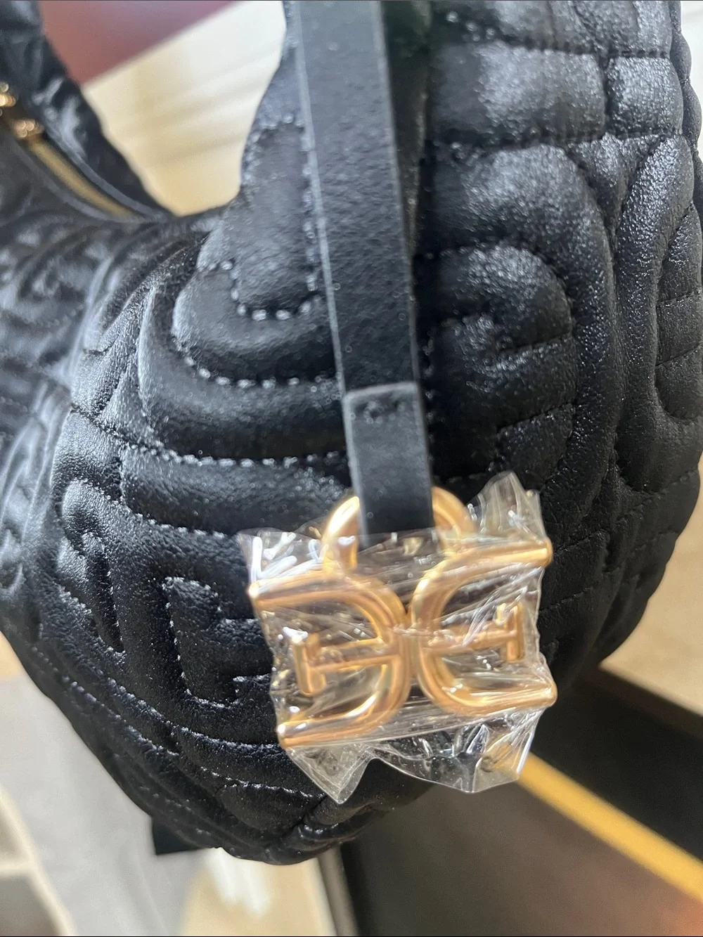 Sam Edelman Black Quilted Hobo Shoulder Bag with Monogram Detail - Picture 5 of 6